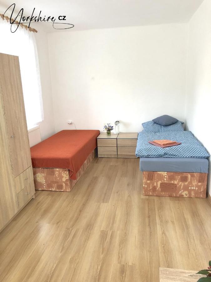 Apartment Yorkshire Bujanov Exterior foto